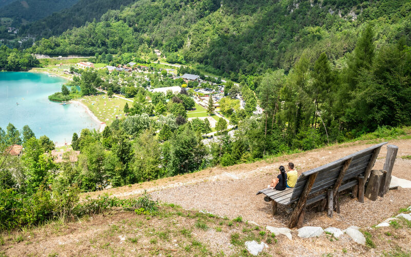La Big Bench con vista Lago di Ledro