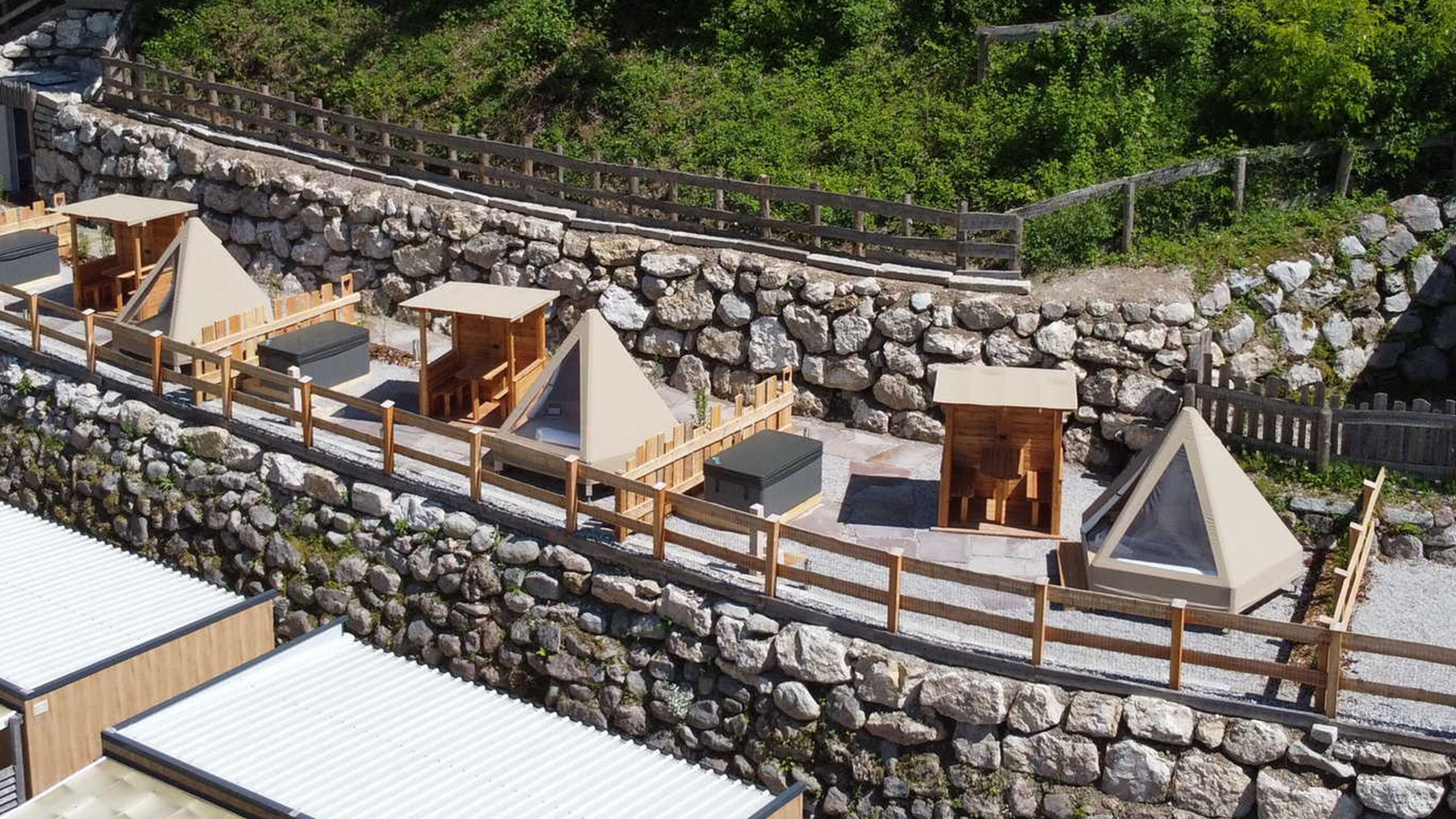 Best Ledro Camping Natururlaub und Erholung am Ledrosee Best Ledro Camping di Trentini Fabio | Tipì-Zelt